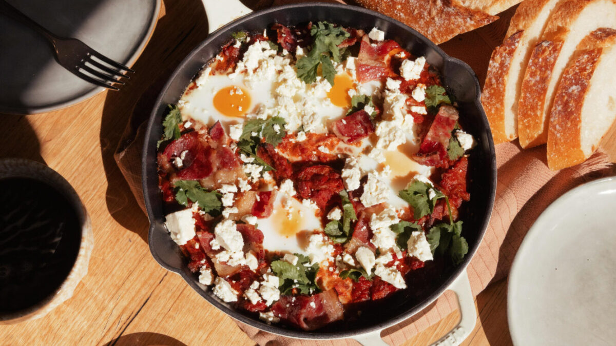 Streaky Beef Rasher Shakshuka – Easy One-Pan Eggs in Spiced Tomato Sauce