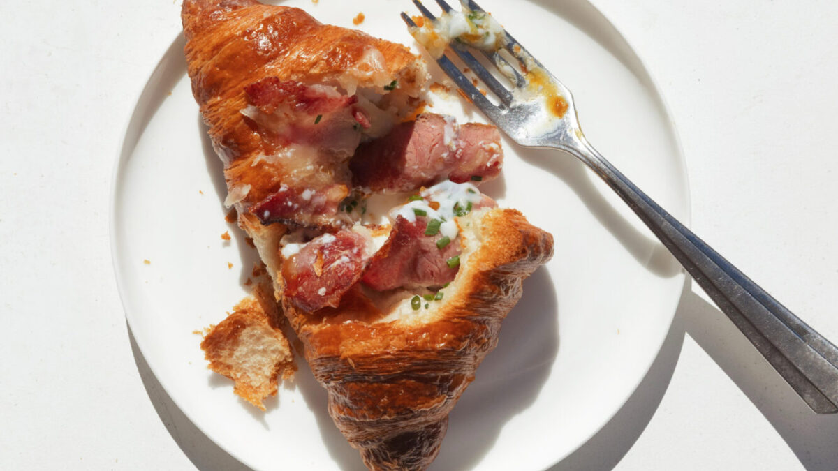 Streaky Beef Rashers and Egg Crossiant